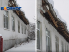 В Крымском районе снег проломил крышу детского сада