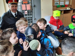 Для казачат из Крымска спасатели провели открытый урок 