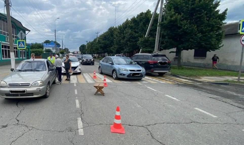 В Славянске-на-Кубани дедушка сбил женщину на перекрестке