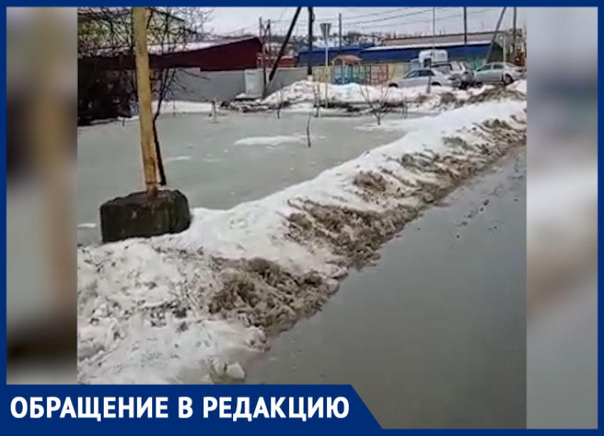 "Под дорогой была труба, но ее засыпали в ходе строительства детсада"