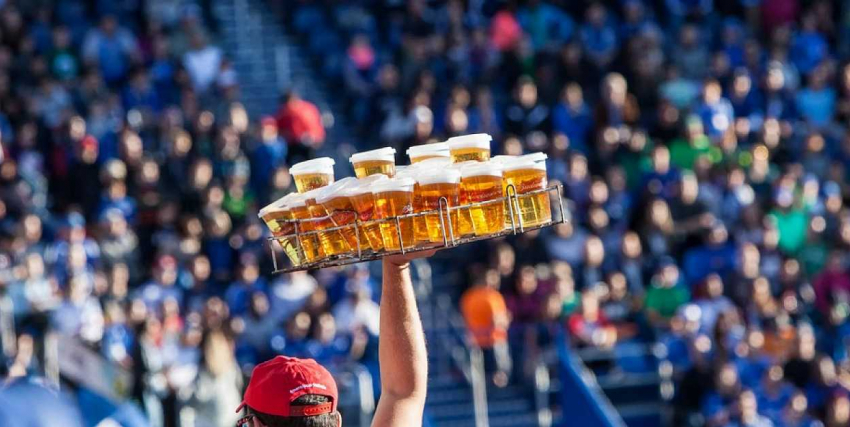 В МВД не против возвращения пива на российские стадионы
