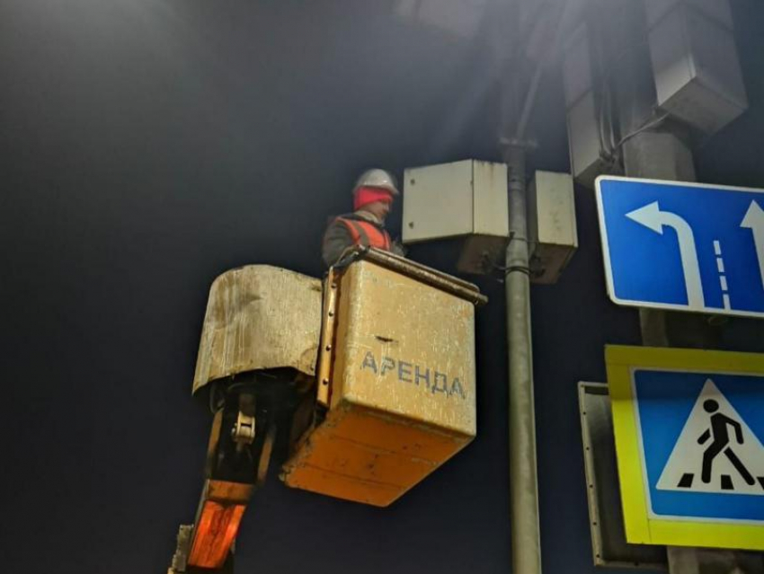 После публикации в «Блокноте» власти установили освещение на пешеходном переходе